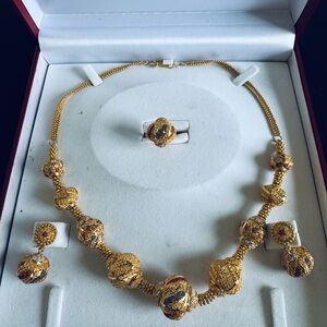 21K Yellow Gold Vintage Jewelry Set spheres beads colorful